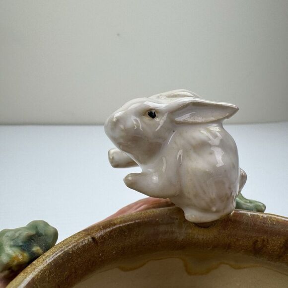 Vintage Pottery Bowl Bunny Rabbit Easter Carrots Candy Jelly Bean Bowl Decor - Picture 10 of 14